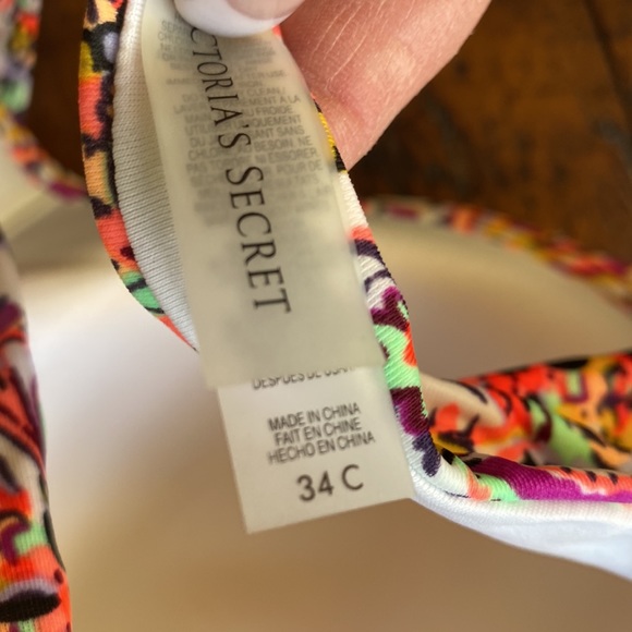 VS Bikini - Picture 4 of 5